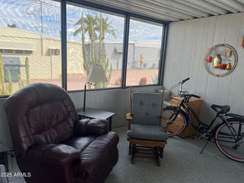 2313 Floyd Dr, Mesa, AZ 85215