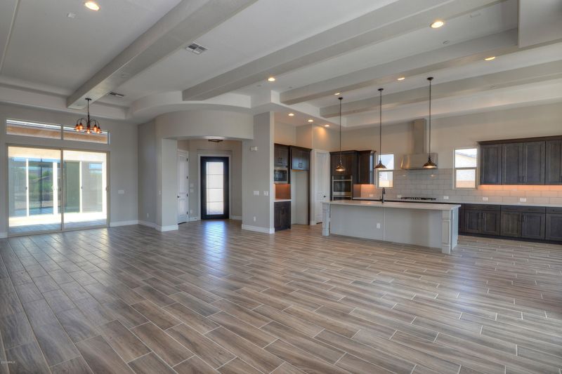 23131 N 75th Dr, Peoria, AZ 85383
