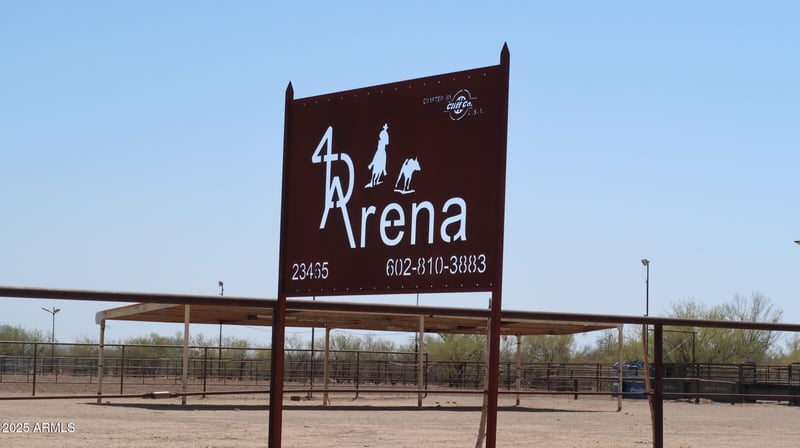 23131 Skinner Rd, Wittmann, AZ 85361