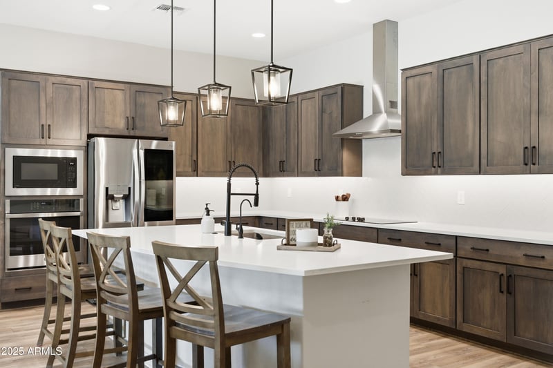 23137 Carriage Way, Queen Creek, AZ 85142