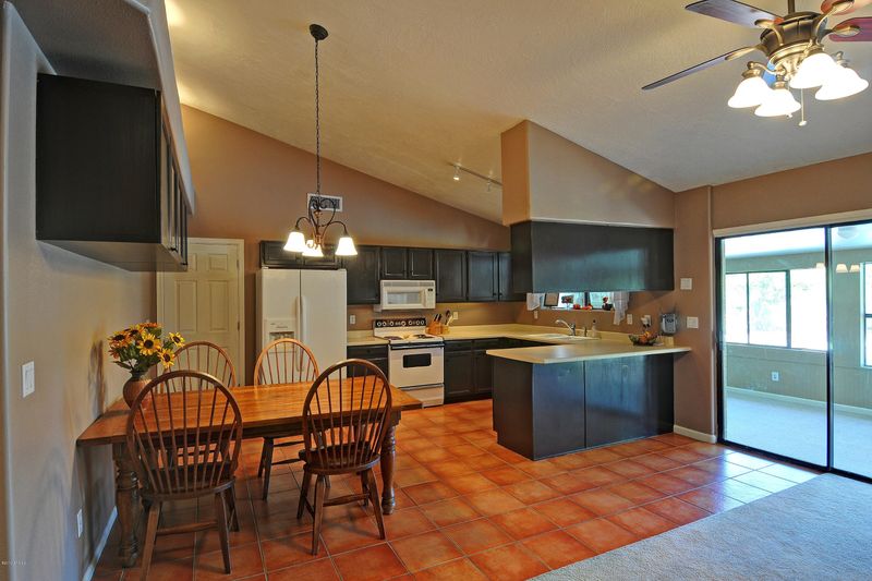 2314 E Capri Ave, Mesa, AZ 85204