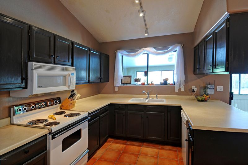 2314 E Capri Ave, Mesa, AZ 85204