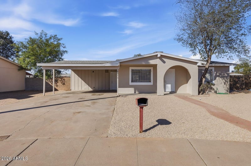 2314 71st Dr, Phoenix, AZ 85035