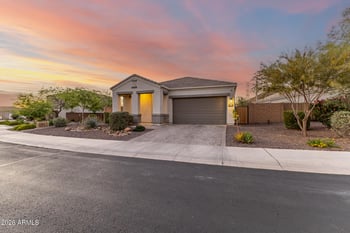 2314 Questa Dr, Phoenix, AZ 85024