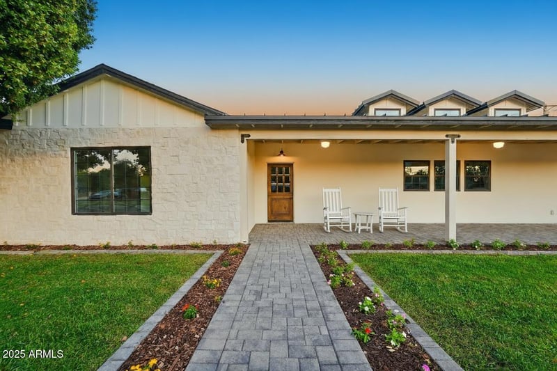 2315 42nd St, Phoenix, AZ 85008