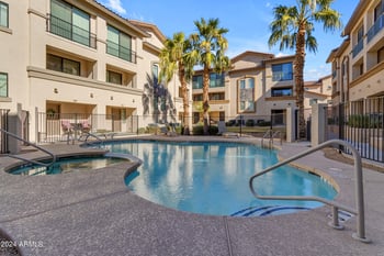 2315 52nd St #103, Phoenix, AZ 85008