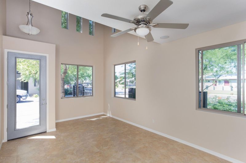 2315 E Pinchot Ave #131, Phoenix, AZ 85016
