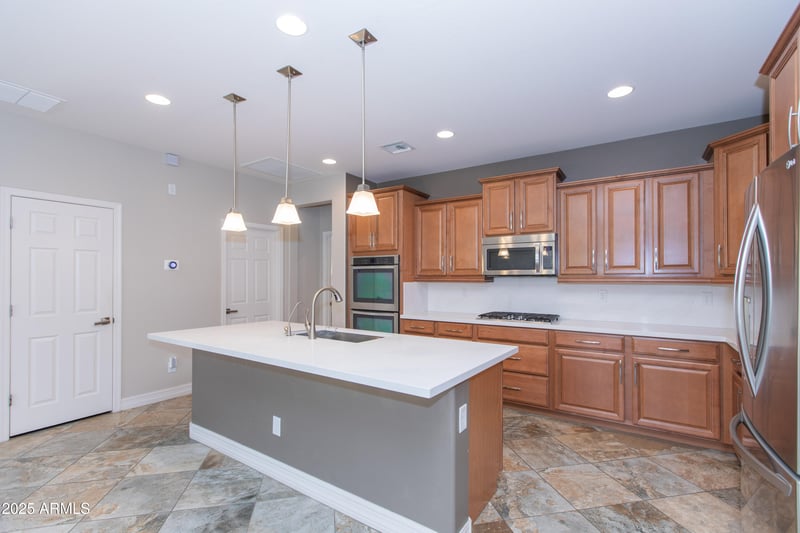 2315 Magdalena Ln, Phoenix, AZ 85041