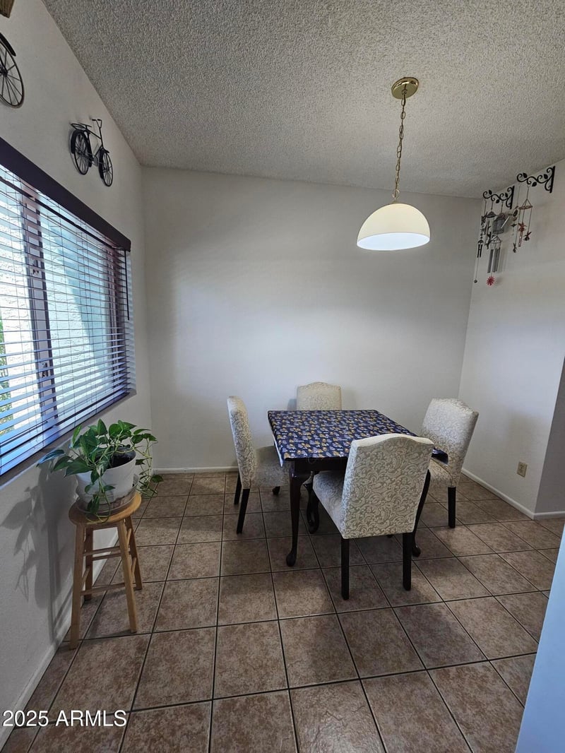 2315 Union Hills Dr #115, Phoenix, AZ 85027