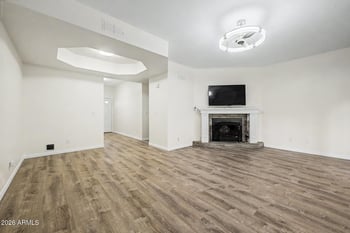 2315 W Union Hills Dr #120, Phoenix, AZ 85027