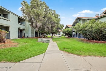 2315 W Union Hills Dr #120, Phoenix, AZ 85027