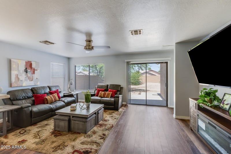 2316 Carson Rd, Phoenix, AZ 85041