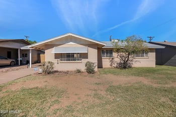 2316 Tuckey Ln, Phoenix, AZ 85015