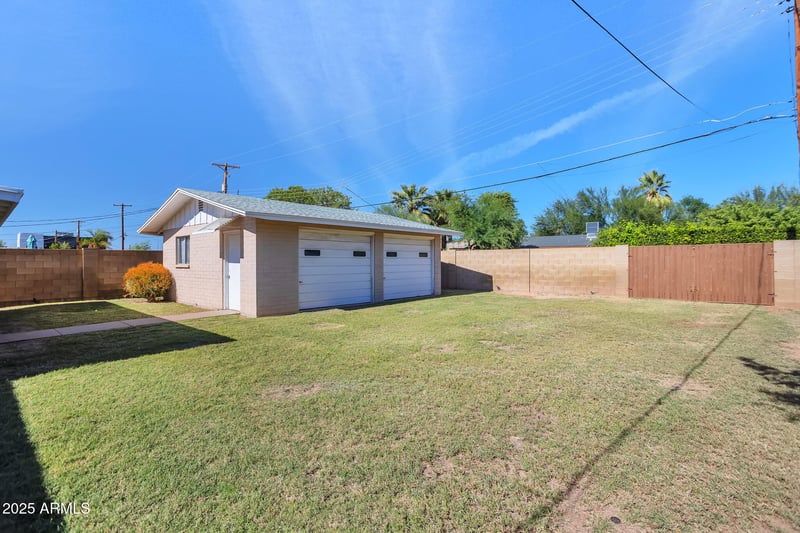 2316 Tuckey Ln, Phoenix, AZ 85015