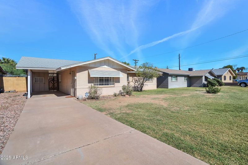 2316 W Tuckey Ln, Phoenix, AZ 85015
