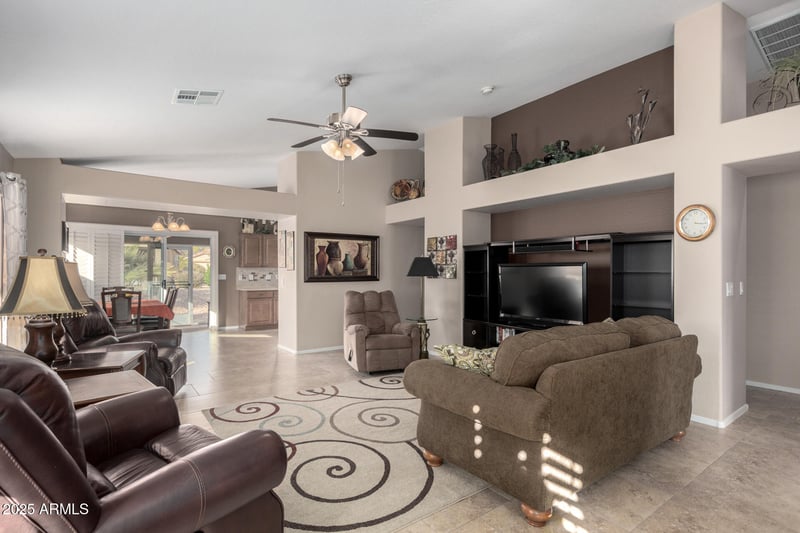 23166 Shadow Dr, Buckeye, AZ 85326