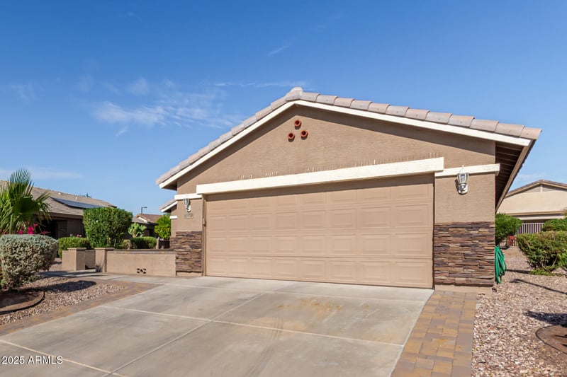 23166 Shadow Dr, Buckeye, AZ 85326