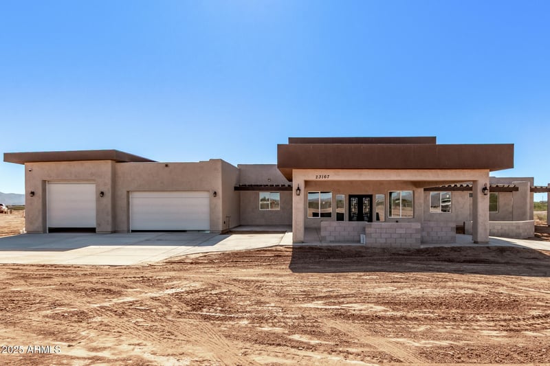 23167 Montgomery Rd, Wittmann, AZ 85361