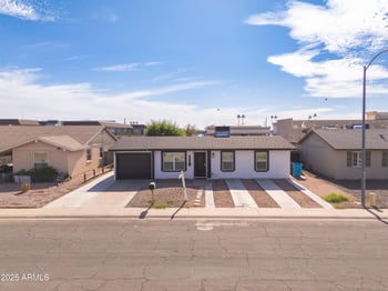 2317 Danbury Rd, Phoenix, AZ 85023