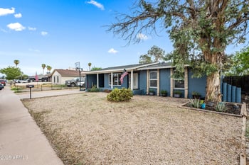 2317 Hartford Ave, Phoenix, AZ 85023