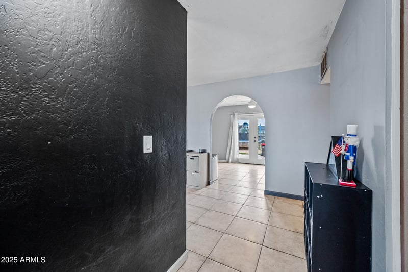 2317 Hartford Ave, Phoenix, AZ 85023