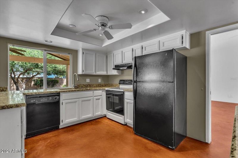 2318 E Cortez St, Phoenix, AZ 85028