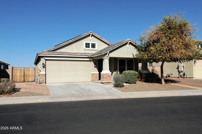2318 E Harwell Rd, Phoenix, AZ 85042