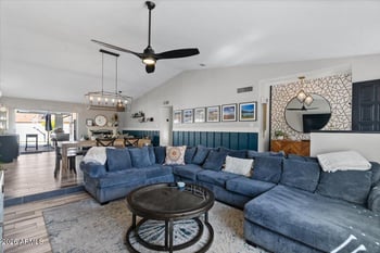 2318 E Yucca St, Phoenix, AZ 85028