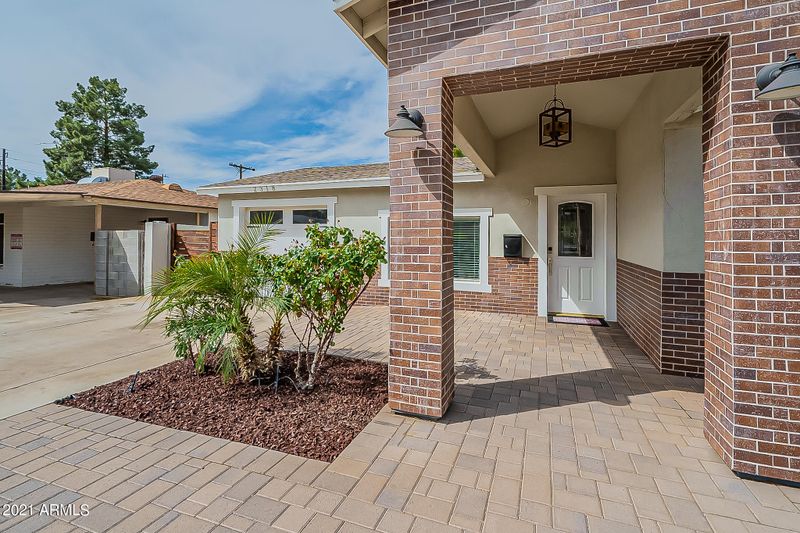 2318 N 37th Way, Phoenix, AZ 85008