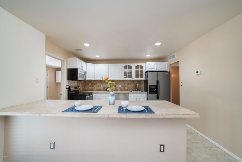 2318 W Myrtle Ave, Phoenix, AZ 85021