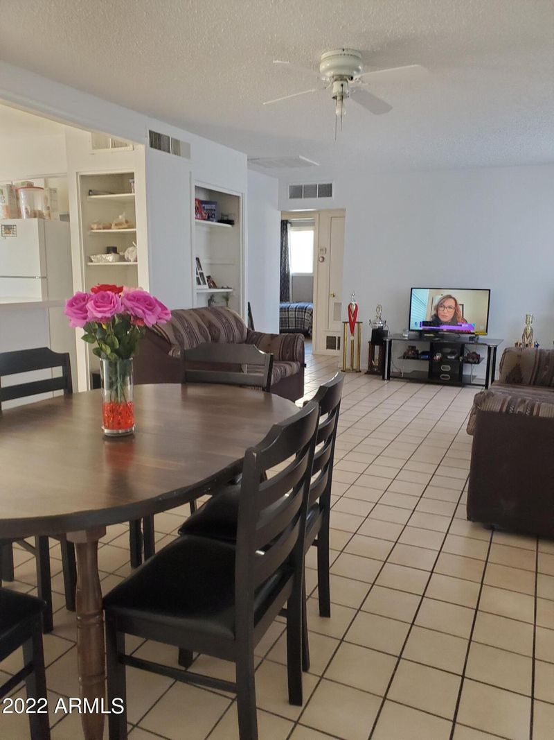2319 N 48th Dr, Phoenix, AZ 85035