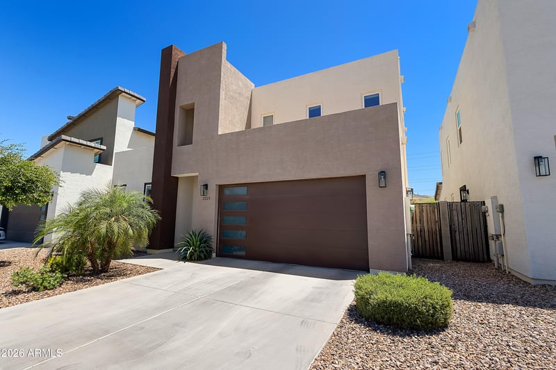 2319 Darrow St, Phoenix, AZ 85041