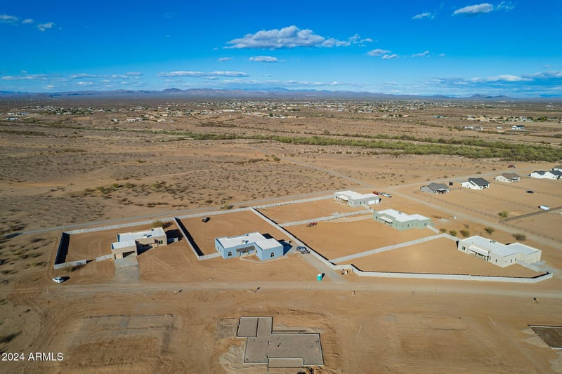 23197 Skinner Rd, Wittmann, AZ 85361