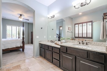 2320 Allen St, Phoenix, AZ 85042