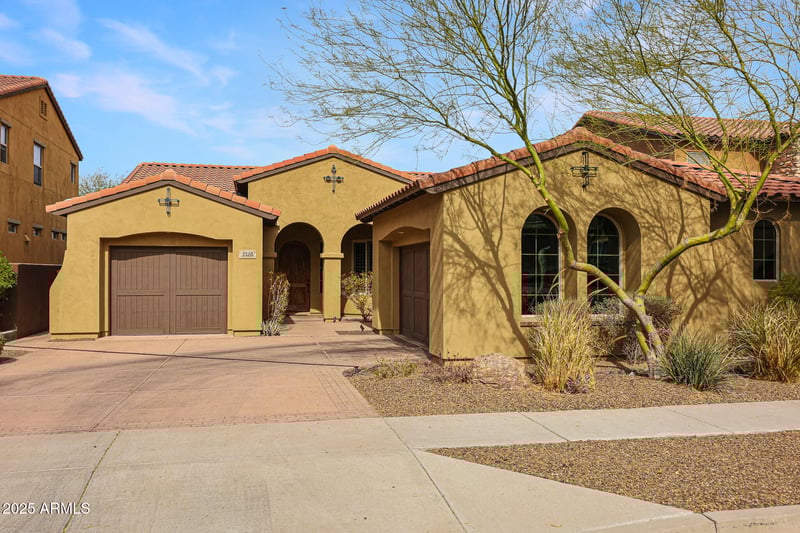 2320 Allen St, Phoenix, AZ 85042