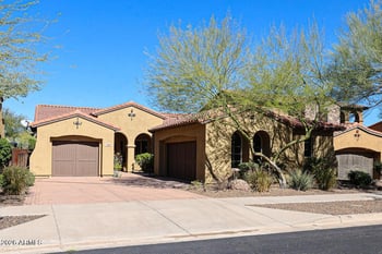 2320 Allen St, Phoenix, AZ 85042