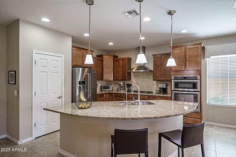 2320 Brookhart Way, Phoenix, AZ 85085