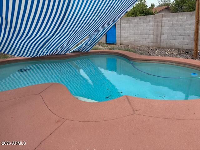 2320 W Columbine Dr, Phoenix, AZ 85029