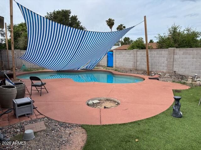 2320 W Columbine Dr, Phoenix, AZ 85029