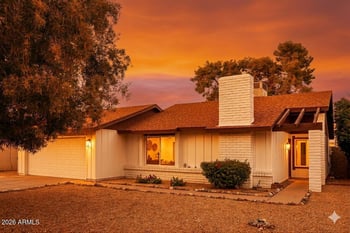 2320 W Waltann Ln, Phoenix, AZ 85023