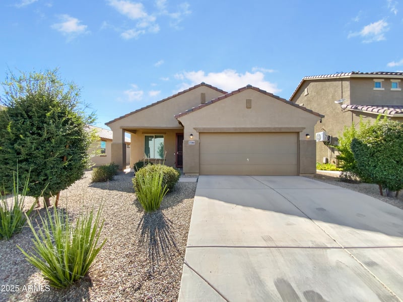 23204 175th Ln, Surprise, AZ 85387