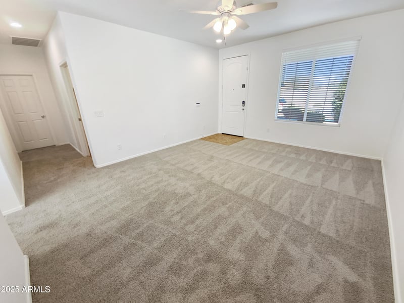 23204 175th Ln, Surprise, AZ 85387