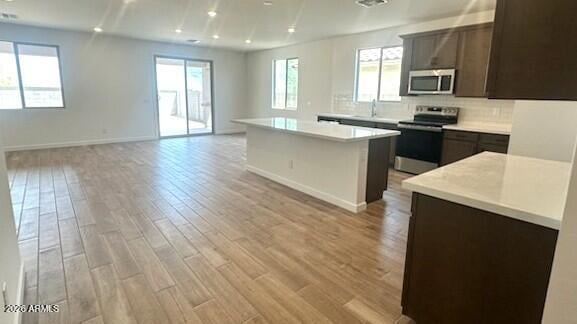 23207 183rd Dr, Surprise, AZ 85387