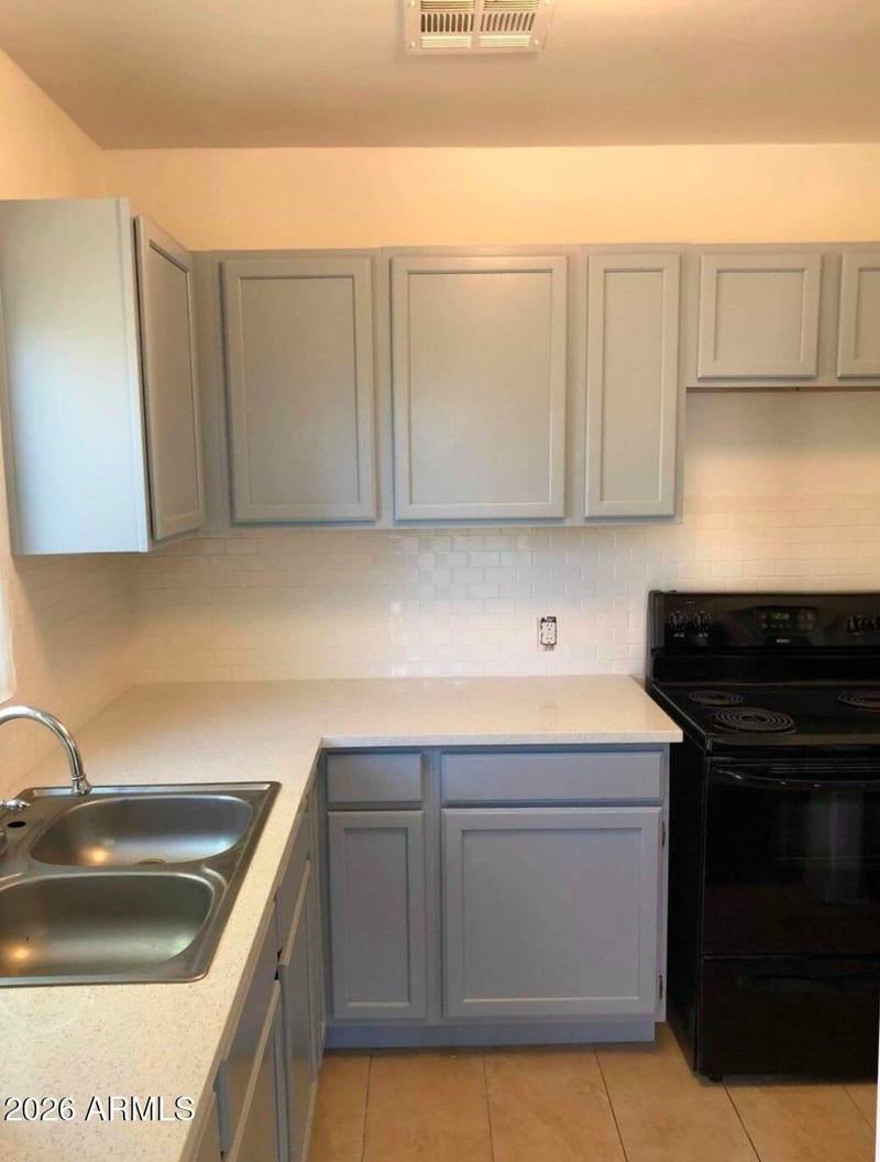 2321 E Roosevelt St, Phoenix, AZ 85006