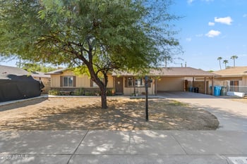 2321 W Rose Ln, Phoenix, AZ 85015