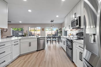 23218 22nd Pl, Phoenix, AZ 85024