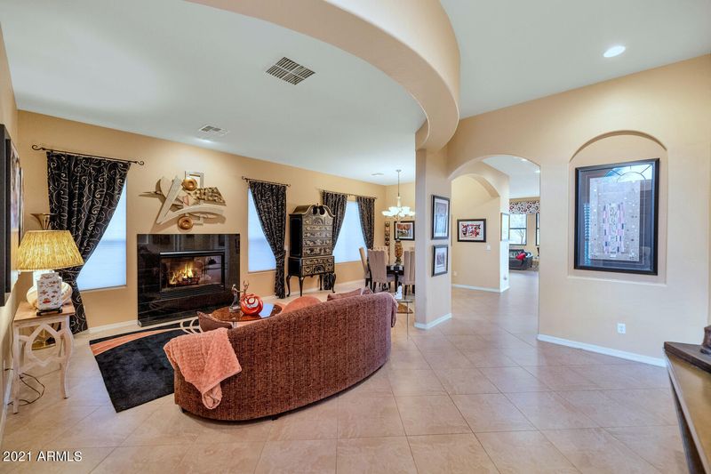 23218 N 39th Ter, Phoenix, AZ 85050
