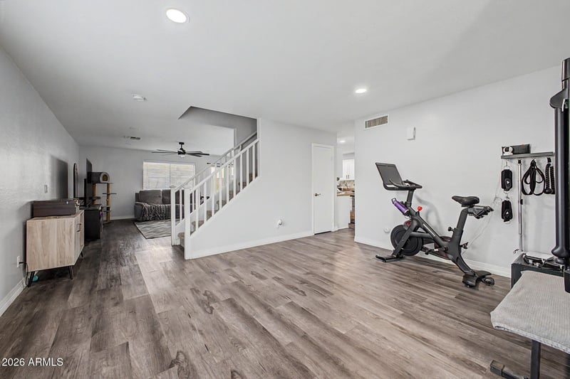 23219 21st Pl, Phoenix, AZ 85024