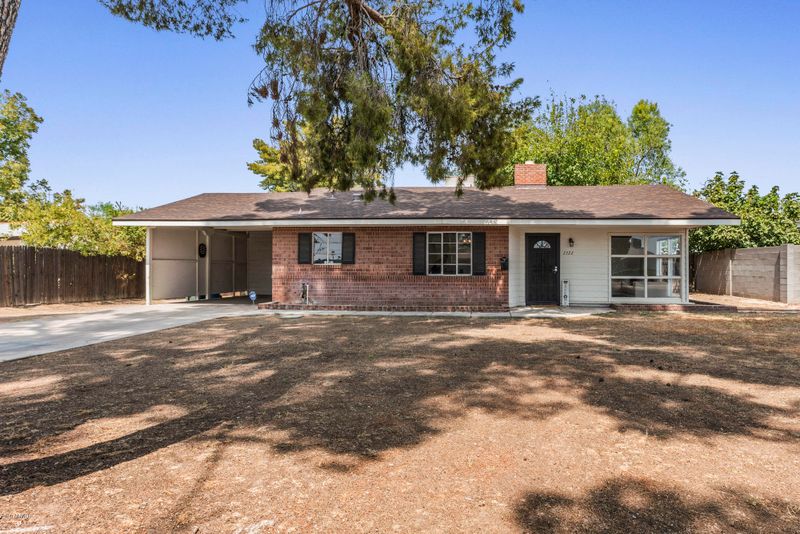 2322 E Earll Dr, Phoenix, AZ 85016
