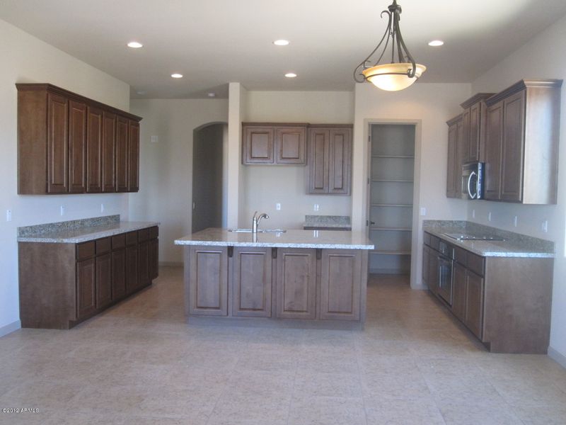 2322 E Winston Dr, Phoenix, AZ 85042
